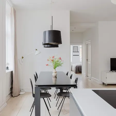 Apartament Amalienborg Stylish 2 Bed Kopenhaga
